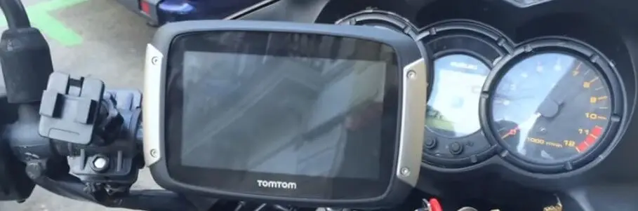 TomTom Rider 400 Portable Motorcycle GPS
